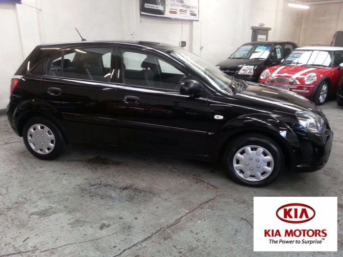 Kia Rio 1.5 CRDi 1 5 Door Hatchback**£30 ROAD TAX** Hatchback Diesel Black