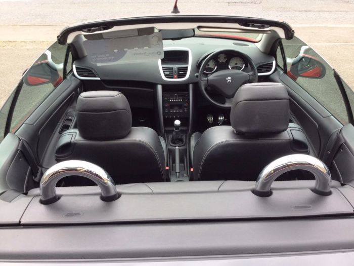 Peugeot 207 1.6 16V GT 2 door **Cabriolet**Low Mileage**Leather** Convertible Petrol Red