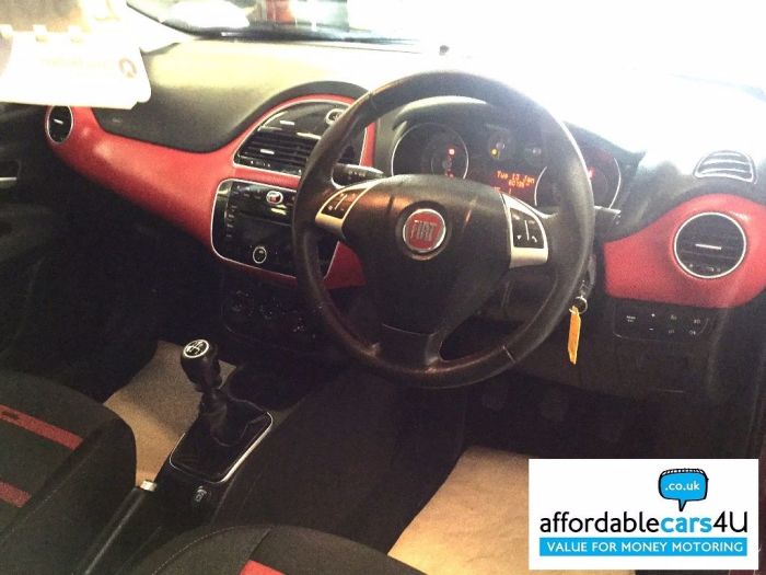 Fiat Punto Evo 1.4 GP 3 Dr Hatchback**Bluetooth**Alloys** Hatchback Petrol Red