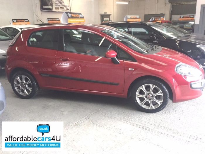 Fiat Punto Evo 1.4 GP 3 Dr Hatchback**Bluetooth**Alloys** Hatchback Petrol Red